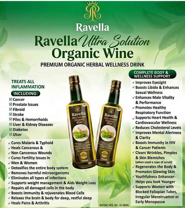 Ravella organic wine bottle close up